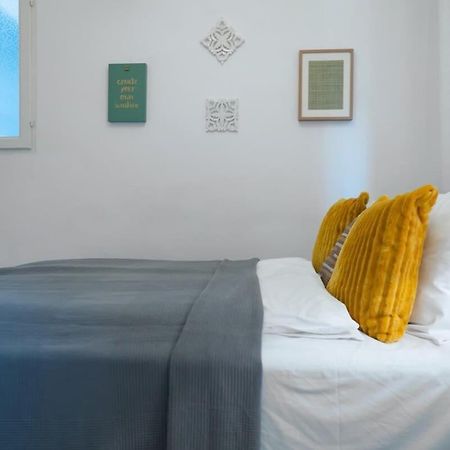 Chic Central Flat With River View Budapest Exteriör bild